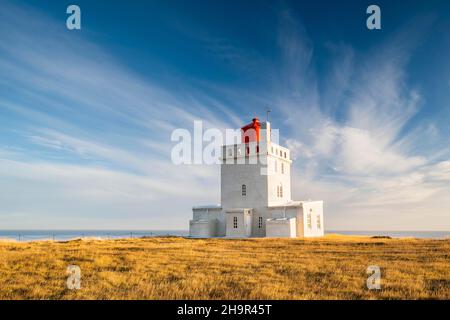 Dyrholaey Lighthouse, Cape Dyrholaey, Vik i Myrdal, Suourland, Südisland, Island Stockfoto