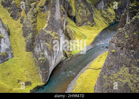 Fjäorargljufur Canyon, Fjädrargljufur, tiefe Schlucht, in der Nähe von Kirkjubaejarklaustur, Südisland, Island Stockfoto