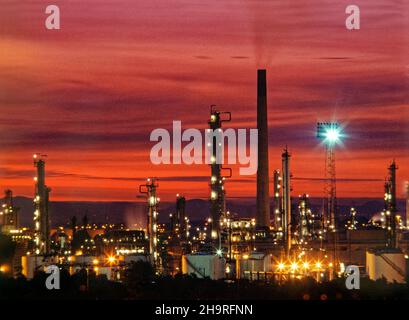 Ölraffinerie & Chemie arbeitet bei Stanlow Chenshire England UK. Stockfoto