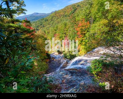 Die Spitze der Glen Falls am East Fork Overflow Creek im Nantahala National Forest in der Nähe der Highlands North Carolina USA Stockfoto