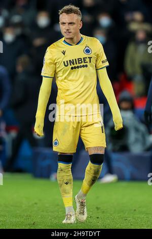 PARIJS, FRANKREICH - 7. DEZEMBER: Noa lang vom Club Brugge während des Spiels der Gruppe A - UEFA Champions League zwischen Paris Saint-Germain und dem Club Brugge im Parc des Princes am 7. Dezember 2021 in Parijs, Frankreich (Foto: Herman Dingler/Orange Pictions) Stockfoto