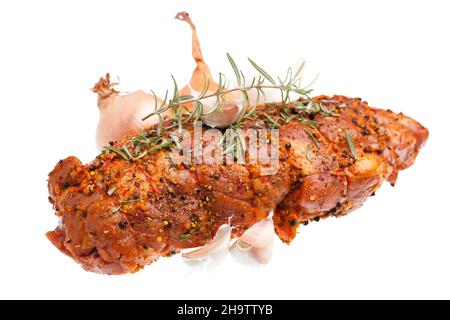 Lammbraten, Lamm, roh, Zwiebel, Kräuter, Knoblauch, Rosmarin, Gewürzkruste, Marinade, Pfeffer, Gemüse, mariniert, Gewürz, Zweig, Rosmarinzweig, Braten, fa Stockfoto
