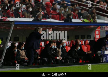 Lissabon, Portugal. 08th Dez 2021. Jorge Jesus, der Leiter von SL Benfica, während des UEFA Champions League Gruppe E-Spiels zwischen SL Benfica und FK Dynamo Kiew am 8th. Dezember 2021 im Estadio da Luz, Lissabon. Portugal Valter Gouveia/SPP Quelle: SPP Sport Press Foto. /Alamy Live News Stockfoto