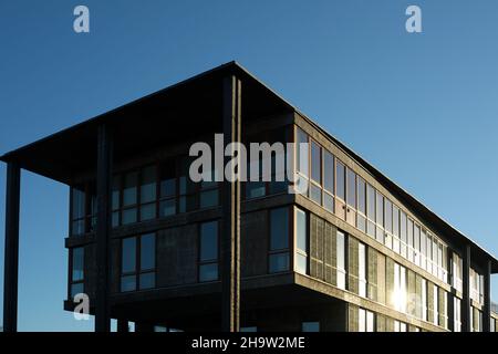 '24.10.2021, Deutschland, Bremen, Bremen - modernes Geschäftsgebäude komplett aus Holz. 00A211024D225CAROEX.JPG [MODEL RELEASE: NO, PROPERTY RELEA Stockfoto