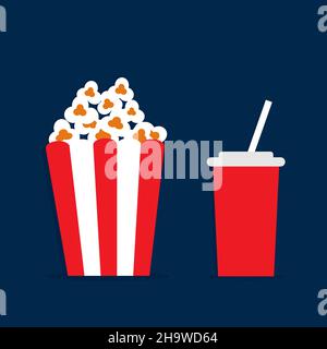 Popcorn gestreifter Eimer mit einer Tasse Soda isoliert auf dunkelblauem Hintergrund. Vektorgrafik im flachen Stil. Fast-Food-Konzept Stock Vektor