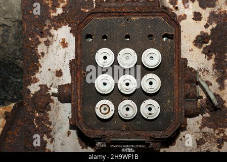 Eine alte Sicherungsbox Stockfoto