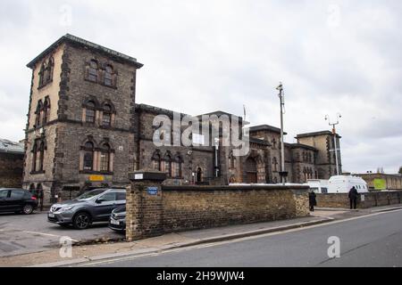 London, England, Großbritannien. 8th Dez 2021. HM Prison Wandsworth, London, Großbritannien, 8th. Dezember 2021. HM Gefängnis Wandsworth, wo der Paralympische Goldmedaillengewinnerin James Brown vier Monate lang inhaftiert ist. (Bild: © Sabrina Merolla/ZUMA Press Wire) Stockfoto