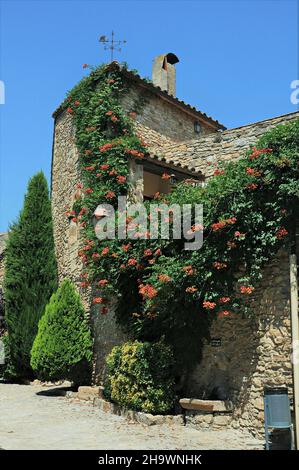 Historisches Zentrum von Peratallada in der Region Baix Empordà, Provinz Gerona, Katalonien, Spanien Stockfoto