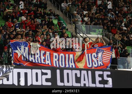 Austin, Texas, USA. 8. Dezember 2021: Unterstützer bei einem internationalen Freundschaftsspiel zwischen Mexiko und Chile am 8. Dezember 2021 in Austin, Texas. (Bild: © Scott Coleman/ZUMA Press Wire) Bild: ZUMA Press, Inc./Alamy Live News Stockfoto