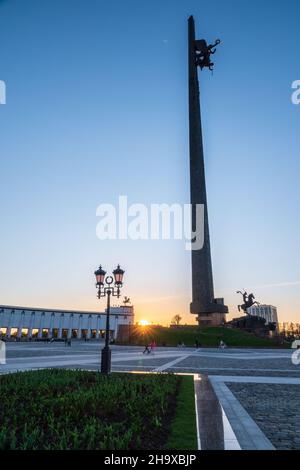 Moskau, Russland - 10. Mai 2021: Stella im Siegespark auf Poklonnaya Gora, Moskau. Autor Surab Zereteli Stockfoto