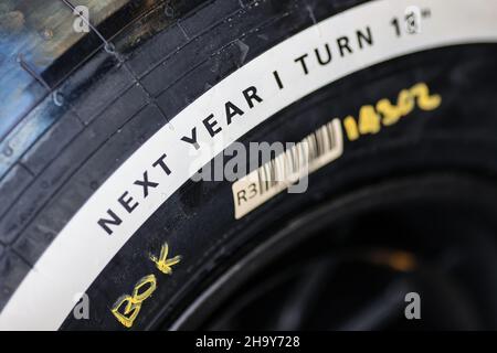 Abu Dhabi, Abu Dhabi. 09th Dez 2021. Pirelli-Reifen. 09.12.2021. Formel 1 Weltmeisterschaft, Rd 22, Abu Dhabi Grand Prix, Yas Marina Circuit, Abu Dhabi, Vorbereitungstag. Bildnachweis sollte lauten: XPB/Press Association Images. Quelle: XPB Images Ltd/Alamy Live News Stockfoto