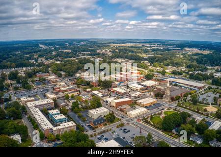 Luftaufnahme des Außenbezirkvororts von Atlanta, Lawrenceville in Georgia Stockfoto