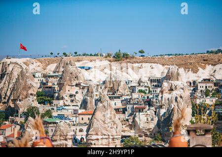 Cappadocia unterirdische Stadt in den Felsen, die alte Stadt aus Steinsäulen. Stockfoto