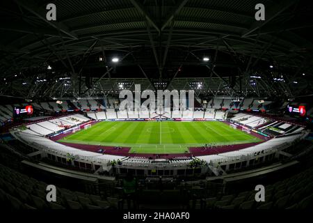 LONDON, GBR. DEZ 9th London Stadium im Rahmen des UEFA Europa League-Spiels zwischen West Ham United und Dinamo Zagreb am Donnerstag, dem 9th. Dezember 2021, im London Stadium, Stratford. (Kredit: Federico Maranesi | MI Nachrichten) Kredit: MI Nachrichten & Sport /Alamy Live Nachrichten Stockfoto