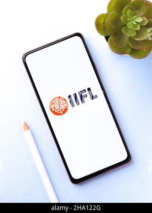 West Bangal, Indien - 05. Dezember 2021 : Infoline iifl-Logo auf Telefonbildschirm Stock image. Stockfoto