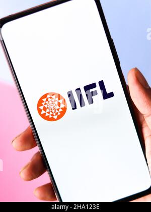West Bangal, Indien - 05. Dezember 2021 : Infoline iifl-Logo auf Telefonbildschirm Stock image. Stockfoto