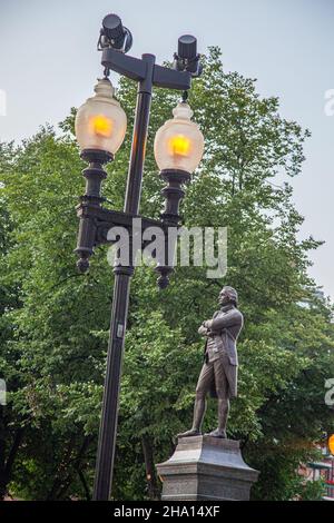 Statue von Sam Adams in Faneuil Hall, Boston, MA Stockfoto