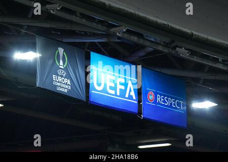 Rotterdam, Niederlande. 09th Dez 2021. ROTTERDAM, NIEDERLANDE - 9. DEZEMBER: Feyenoord - Maccabi Haifa während des UEFA Conference League Group Stage-Spiels zwischen Feyenoord Rotterdam und Maccabi Haifa F.C. im Stadion Feijenoord De Kuip am 9. Dezember 2021 in Rotterdam, Niederlande (Foto: Yannick Verhoeven/Orange Picics) Credit: Orange Pics BV/Alamy Live News Stockfoto