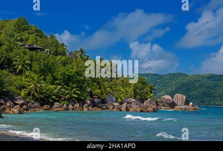 Aussichtspunkt bei Sonnenuntergang Praslin Island Seychellen Stockfoto