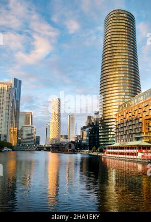 Großbritannien, England, London, Canary Wharf Millwall Inner Dock Stockfoto