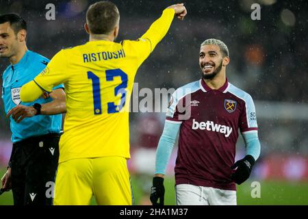 LONDON, GBR. AM 9th. DEZEMBER sagte Benrahma von West Ham Gesten während des UEFA Europa League-Spiels zwischen West Ham United und Dinamo Zagreb im London Stadium, Stratford am Donnerstag, den 9th. Dezember 2021. (Kredit: Federico Maranesi | MI Nachrichten) Kredit: MI Nachrichten & Sport /Alamy Live Nachrichten Stockfoto