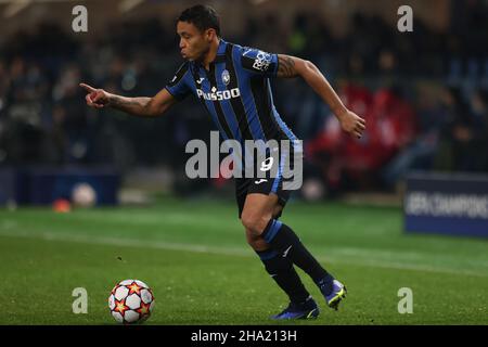 Bergamo, Italien. 9th Dez 2021. Luis Muriel von Atalanta während des UEFA Champions League-Spiels im Bergamo-Stadion in Bergamo. Bildnachweis sollte lauten: Jonathan Moscrop/Sportimage Kredit: Sportimage/Alamy Live News Stockfoto