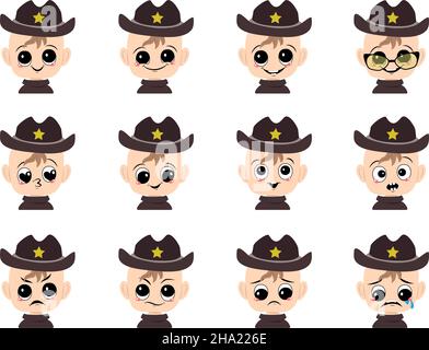 Set Baby-Avatar mit großen Augen und breiten Lächeln und verschiedenen Emotionen in Sheriff Hut mit gelben Stern. Niedliches Kind mit fröhlichem, traurigem oder wütenden Gesicht im Karnevalskostüm. Kopf des Jungen mit Ausdruck Stock Vektor