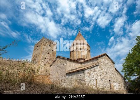 Die Festung Ananuri befindet sich in Georgien an der georgischen Militärstraße Stockfoto