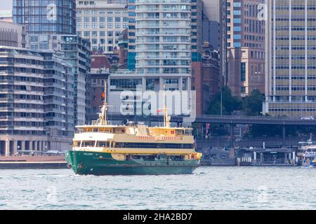 Manly Fähre, MV Collaroy Sydney Süßwasserfähre im Hafen von Sydney, Abfahrt Circular Quay Fährhafen, Sydney, Australien Stockfoto