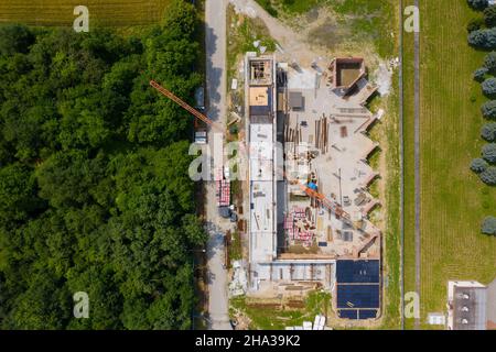Hausbaustelle, Drohnenantenne Draufsicht Stockfoto