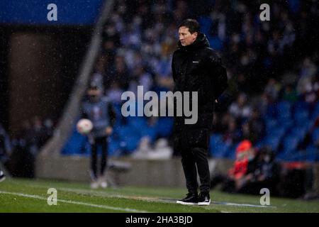 SAN SEBASTIAN, SPANIEN - 09. DEZEMBER: Roger Schmidt Cheftrainer des PSV Eindhoven während des UEFA Europa League-Spiel der Gruppe B zwischen Real Sociedad und PSV Eindhoven am 9. Dezember 2021 im Estadio Anoeta in San Sebastian, Spanien. (Foto nach MB-Medien) Stockfoto