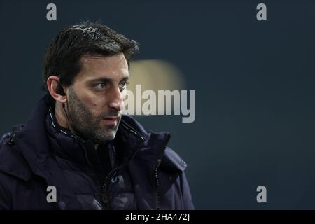 Gewiss Stadium, Bergamo, Italien, 09. Dezember 2021, Diego Milito kommentiert Amazon Prime während der Atalanta BC gegen Villarreal - UEFA Champions League f Stockfoto