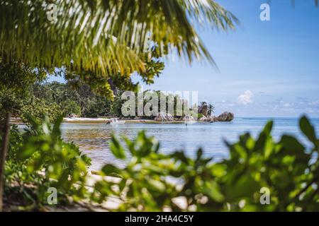 la digue felsige Strände auf den seychellen. Sommerurlaub in exotischer Lage. Stockfoto