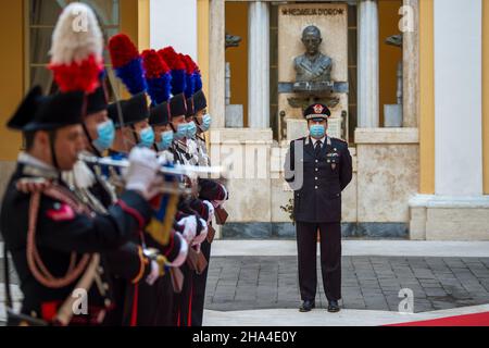 Rieti, Italien. 10th Dez 2021. Verteidigungsminister Lorenzo Guerini besucht die Carabinieri-Forstschule in Cittaducale, 10. Dezember 2021. (Bild: © Riccardo Fabi/Pacific Press via ZUMA Press Wire) Stockfoto