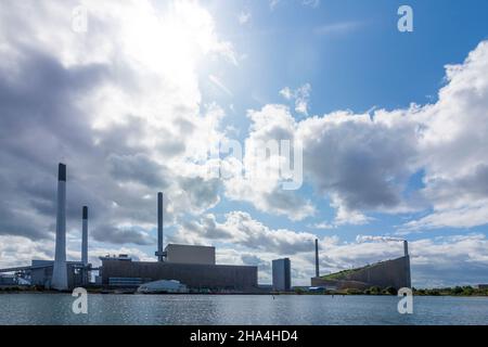 Kopenhagen, Koebenhavn: Amager Bakke (Amager Hill, Amager Slope, Copenhill) ist eine Kraft-Wärme-Kopplungsanlage und Sportanlage Stockfoto