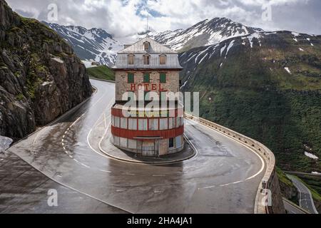 Altes belvedere Hotel in einer Kurve aus dem Luftbild Stockfoto