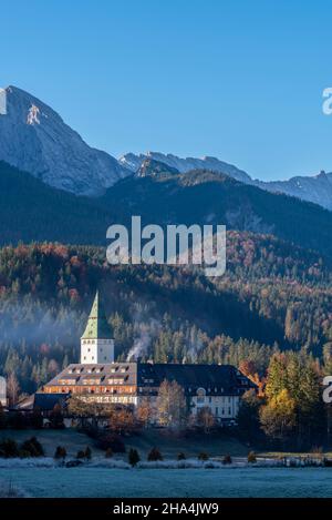 Schloss elmau bei mittenwald, oberbayern, bayern, deutschland Stockfoto