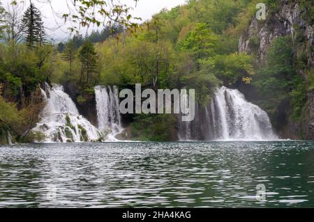 Wasserfälle im nationalpark plitvice, kroatien Stockfoto