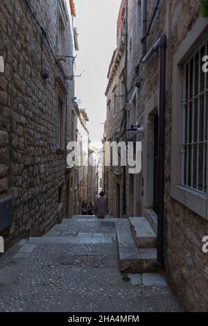 Wandern in Dubrovnik, kroatien - berühmter Drehort für Thronspiel. Dort heißt es: Königslandung Stockfoto