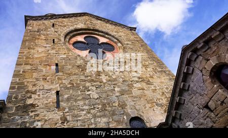 Querschiff der Abtei sainte marie de fontfroide bei narbonne. Ehemalige zisterzienserabtei, gegründet 1093. Stockfoto