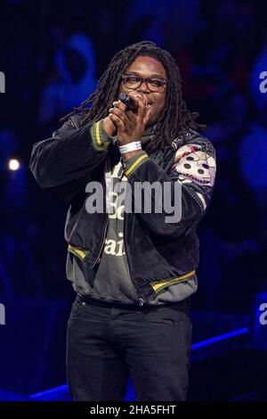 Chicago, USA. 09th Dez 2021. Rapper Lucki (Lucki Camel Jr.) während der Veröffentlichung des Juice WRLD Day 'Fighting Demons' Albums am 9. Dezember 2021 im United Center in Chicago, Illinois (Foto von Daniel DeSlover/Sipa USA) Quelle: SIPA USA/Alamy Live News Stockfoto