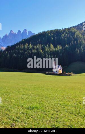 kirche St. johann in ranui,johanneskapelle,geisler Gruppe,villnösstal,eisacktal Südtirol,italien Stockfoto