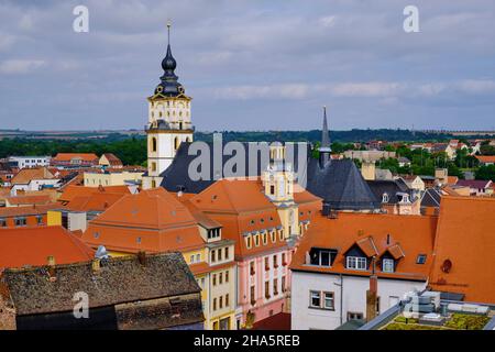 Blick über die Altstadt von weißenfels mit der Stadtkirche St. marien auf dem Marktplatz in der straße der romanik, burgenlandkreis, sachsen-anhalt, deutschland Stockfoto