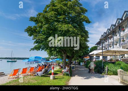 herrsching am ammersee,ammersee,Seepromenade,Restaurant,Strand in oberbayern,bayern,deutschland Stockfoto