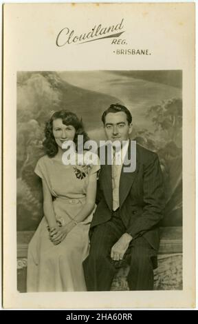 Foto eines Paares im Cloudland Ballroom in Brisbane, Australien, um 1950. McKechnie Kollektion für die Familie. Stockfoto