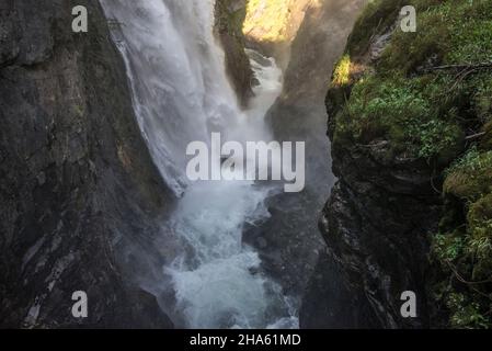 italien,Südtirol,trentino-Alto adige,Alto adige,pustertal,ahrntal,Sand in taufers,sand taufers,tobelschlucht mit den Reinbachfällen Stockfoto