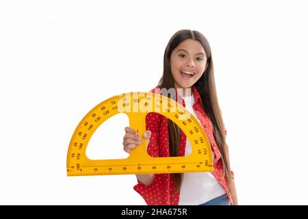 Glückliches Kind halten protractor Studie Algebra in der Schule isoliert auf weiß, zurück zur Schule Stockfoto