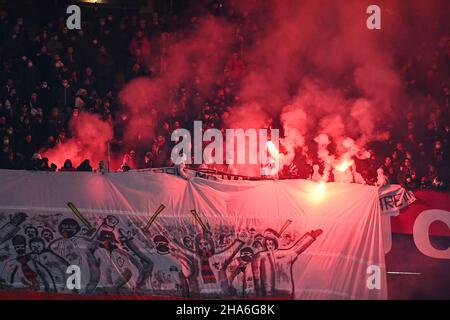 Genua, Italien. 10th Dez 2021. Unterstützer (Genua) während des italienischen "Serie A"-Spiels zwischen Genua 1-3 Sampdoria im Luigi Ferraris Stadion am 10. Dezember 2021 in Genua, Italien. Quelle: Maurizio Borsari/AFLO/Alamy Live News Stockfoto