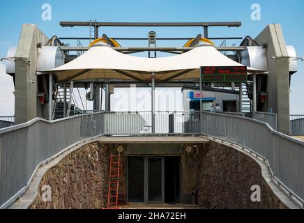 Flügel von Tatev, Seilbahn zwischen Halidzor und dem Kloster Tatev in Armenien. Stockfoto