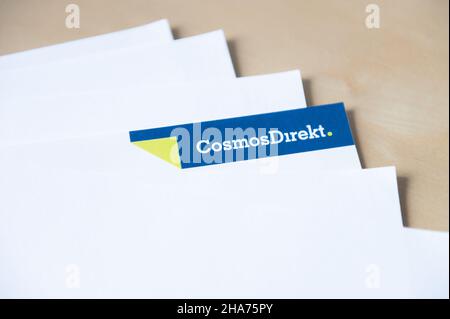 Rottweil, Deutschland. 09th Dez 2021. Die Worte „Kosmos direkt“ sind auf einem Brief des Versicherers zu sehen. Kredit: Silas Stein//dpa/Alamy Live Nachrichten Stockfoto
